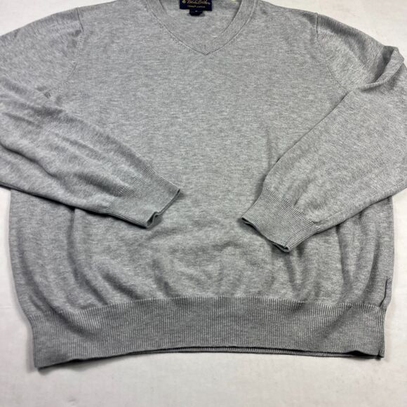 Brooks Brothers Mens Cotton V-Neck Sweater Gray Classic Comfort Work Casual M - Picture 2 of 11